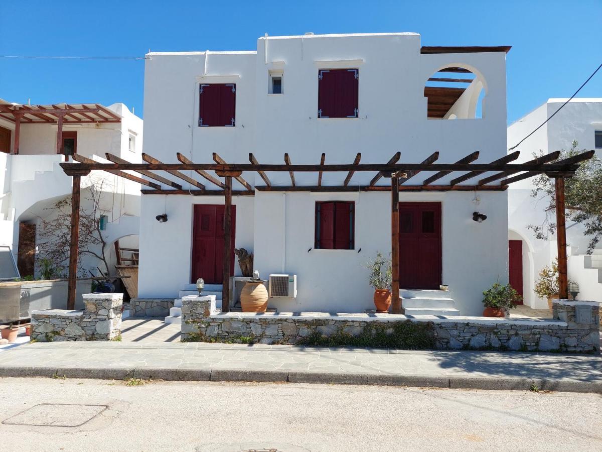 Styfilia Beachfront Apartments Platis Gialos  Exterior foto